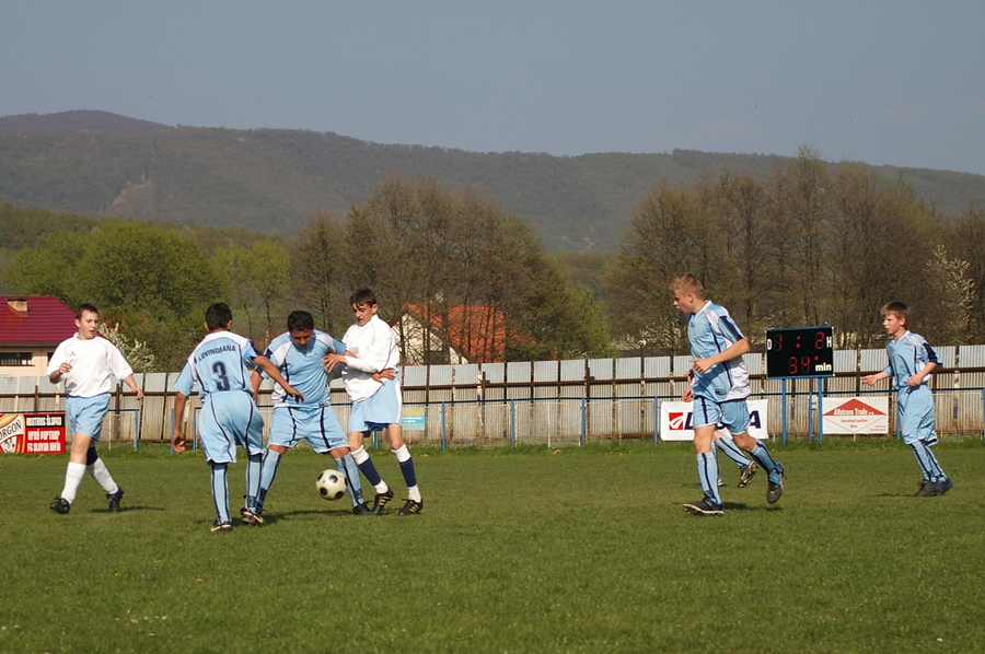 03.jpg